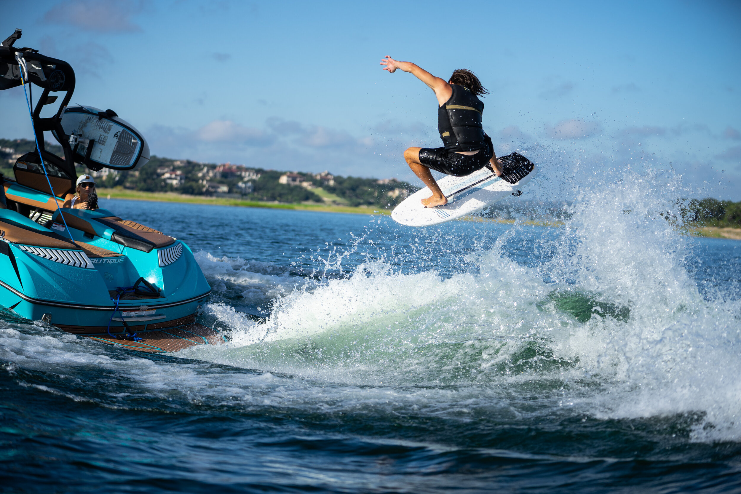 Wakesurfing